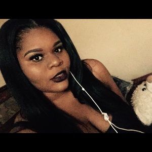 Meet your Posher, Marion