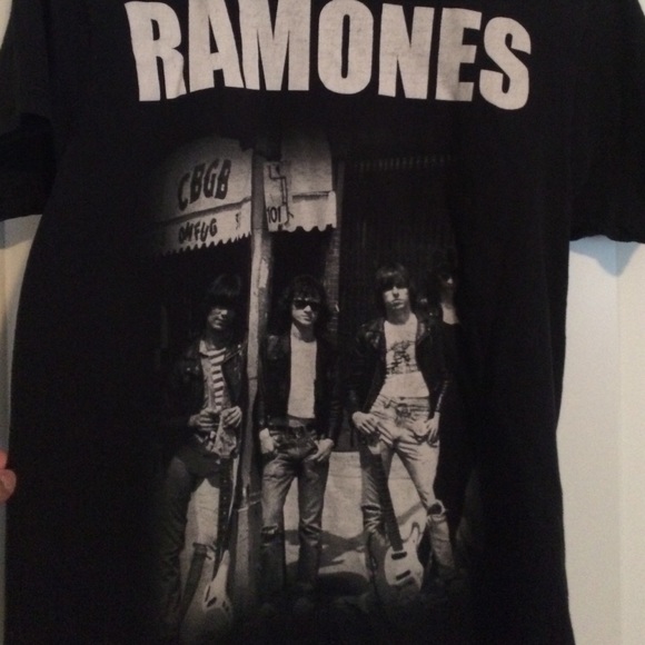 Ramones T-Shirt - Picture 2 of 2