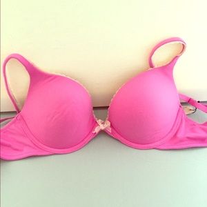 BRAND NEW PINK VS BRA, 34C! NWT
