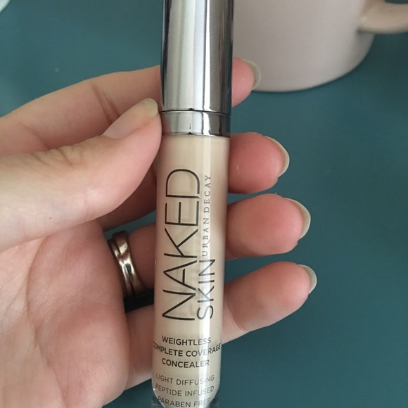 *SALE* Urban Decay naked skin concealer
