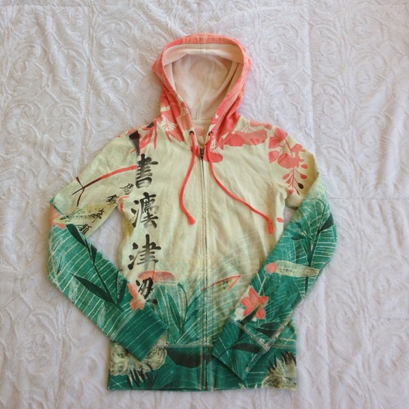 🎉Best in Tops HP 8/8🎉 Lucky Brand zip-up hoodie