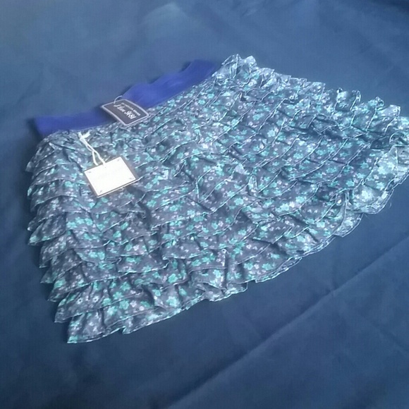 Forever 21 H-81 Floral Ruffled Mini Skirt - Picture 2 of 4