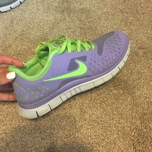Nike tennis shoes