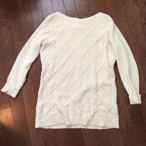 White cable knit sweater