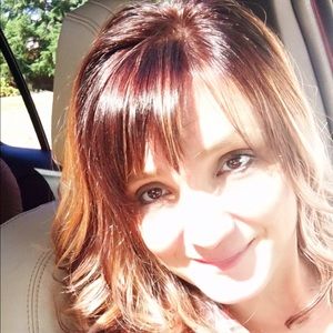 Meet your Posher, Kari