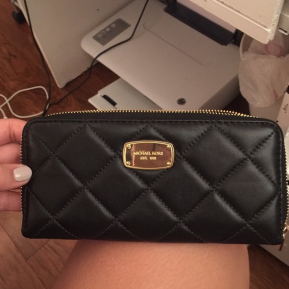Michael Kors wallet