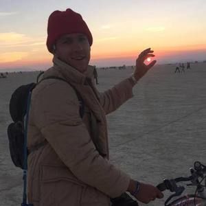 Meet your Posher, Derek