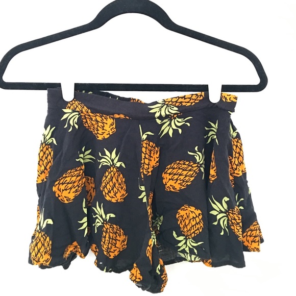 LF pineapple shorts