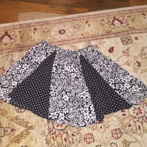 Size Medium Circle Skirt from Aeropostle.