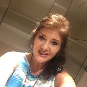 Meet your Posher, Catherine