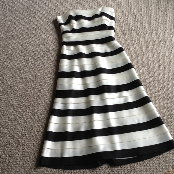 BCBG strapless black and white satin tiered gown - Picture 2 of 4