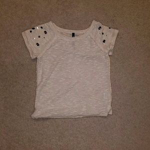 Jesicca Simpson Creme and gold tone blouse