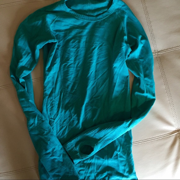 Lululemon Swiftly Tech Long Sleeve Running Shirt