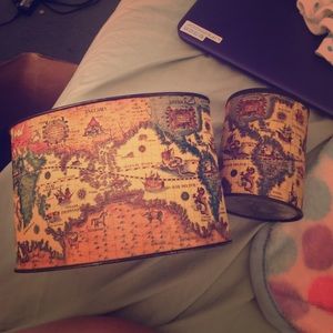 • atlas desk accessories •