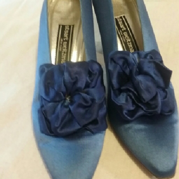 Stuart Weitzman  Louis the 5th silk heels