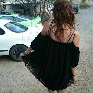 Meet your Posher, Cierra