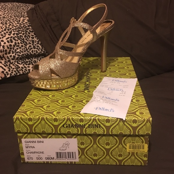 Gianni Bini Champagne Heels! - Picture 1 of 3
