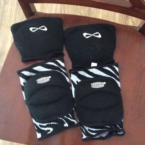 Kneepads for volleyball