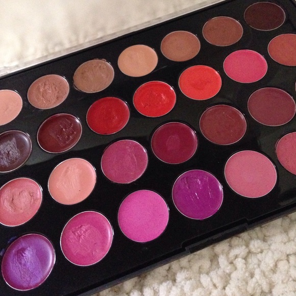 two bh cosmetics  palletes - Picture 4 of 4