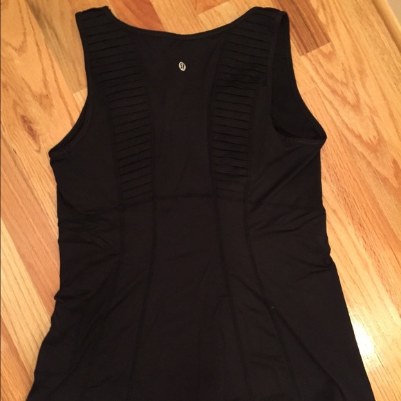 💥Sale!💥 Lululemon black exercise tank
