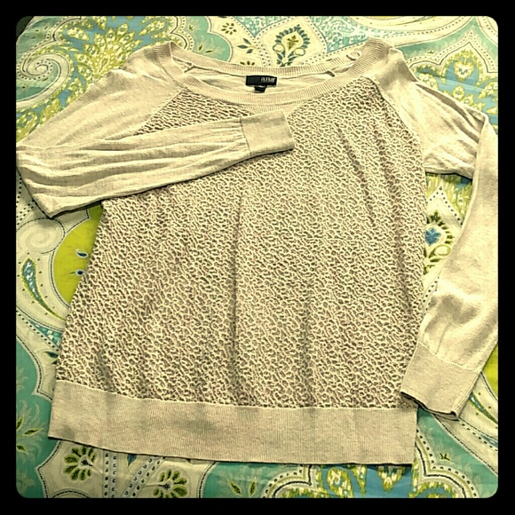 GUC cream and gold sweater
