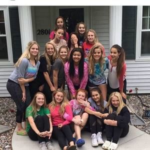 Meet your Posher, Noelle