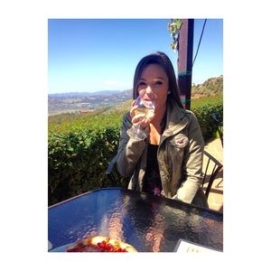 Meet your Posher, Ericka