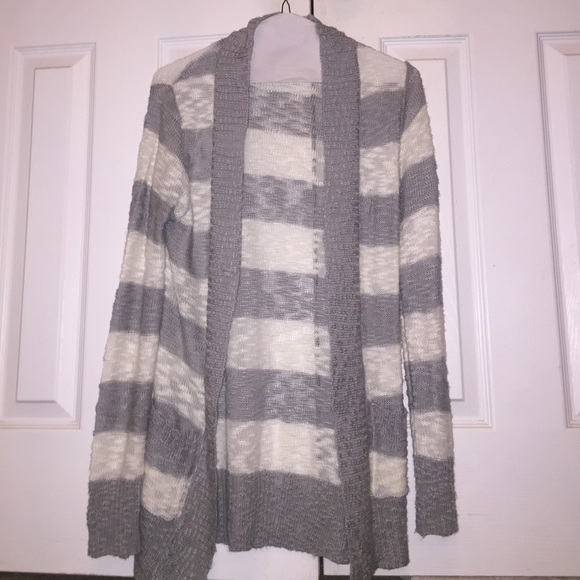 Charlotte Russe Grey and Cream Cardigan.