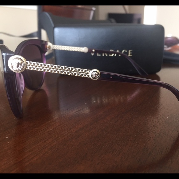 Versace sunglasses - Picture 4 of 4
