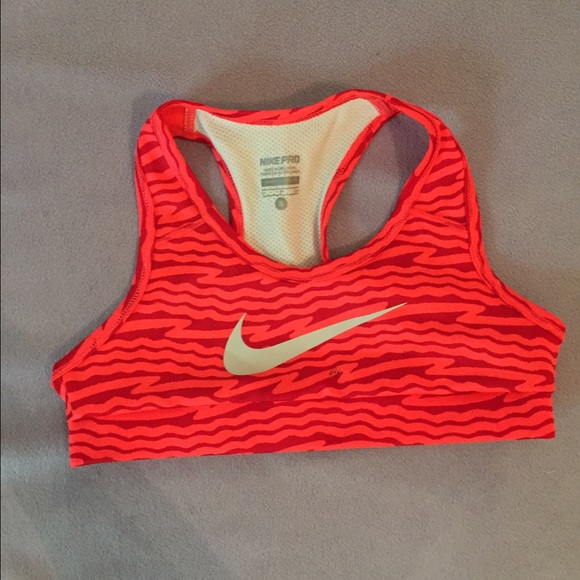 Nike sports bra