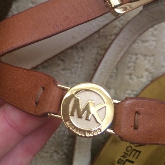 Michael Kors platforms - Picture 3 of 4