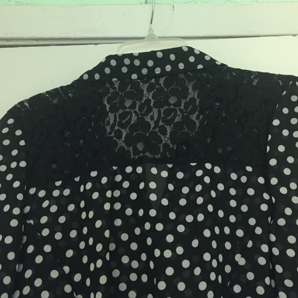 Black blouse with white polka dots. - Picture 3 of 4