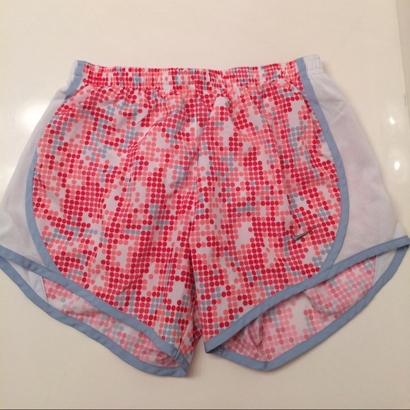 Nike shorts and shirt bundle