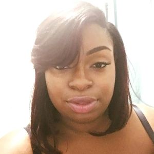 Meet your Posher, Monica