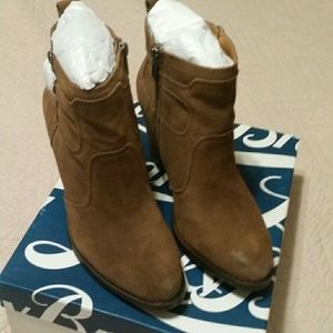 Women boots