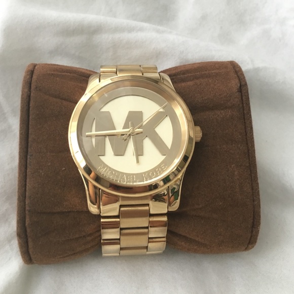 Michael kors gold watch