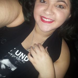 Meet your Posher, Elise