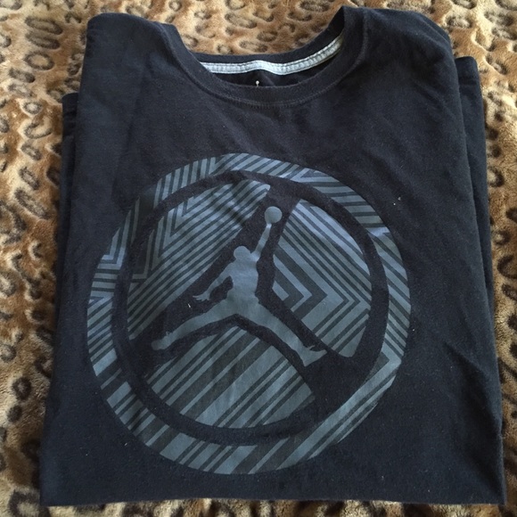 Black Jordan t shirt