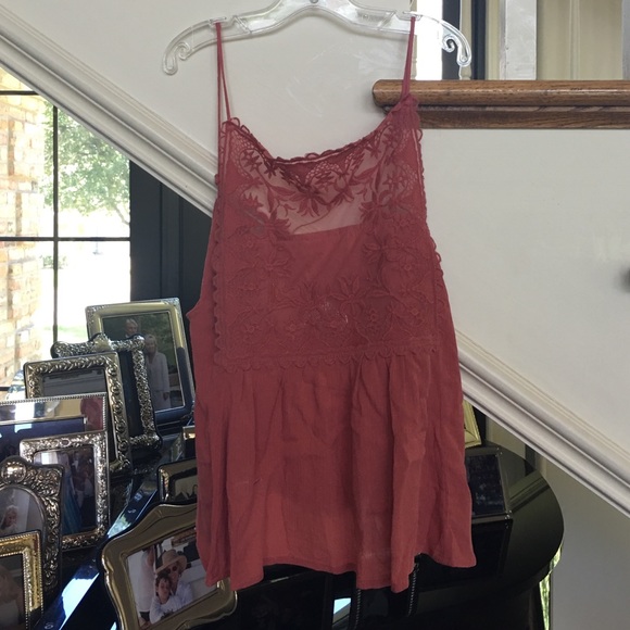 Urban outfitters rose lace top