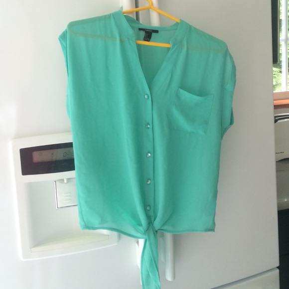 Front-tie button down shirt - Picture 1 of 1