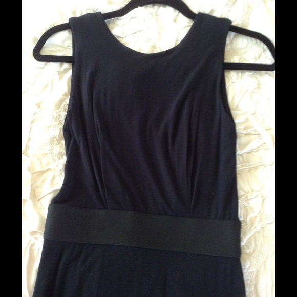 Black low back midi dress - Picture 3 of 4