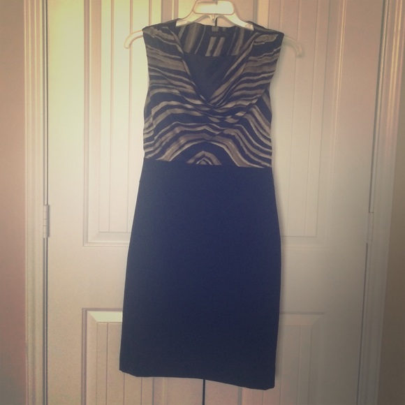 Black dress with print - Picture 1 of 4