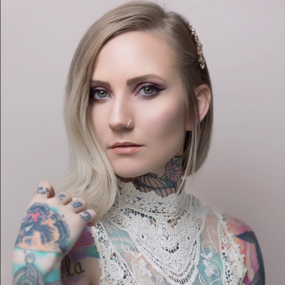 Meet your Posher, Jennica