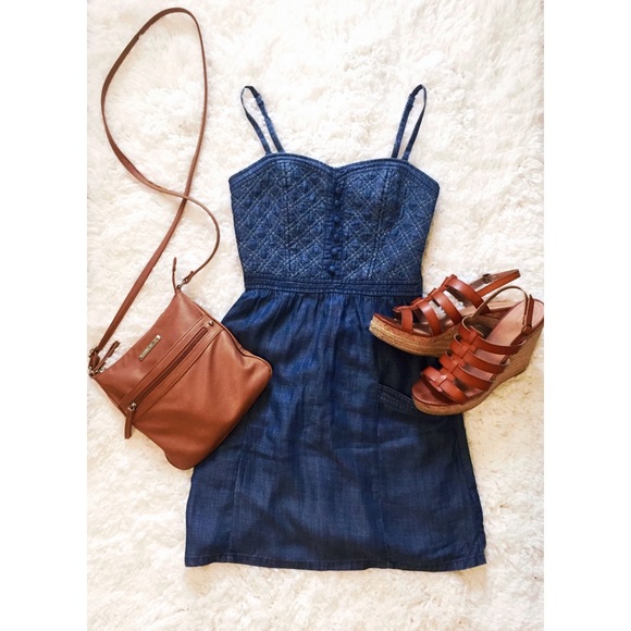 🎉HP🎉American Eagle Chambray Dress
