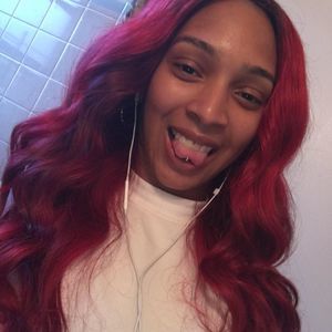 Meet your Posher, Desirae