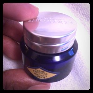 L'occitane precious cream
