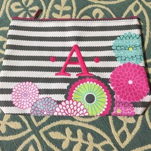 Thirty-One Zipper Pouch