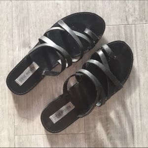 Black Steve Madden Antler Sandals