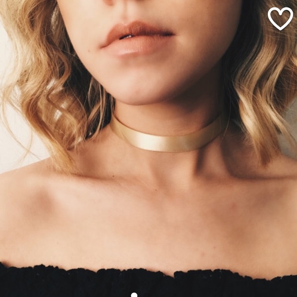 New nude satin choker necklace!
