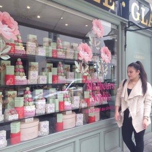 Meet your Posher, Nadine